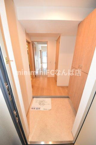 アルデールトモ北堀江の玄関
