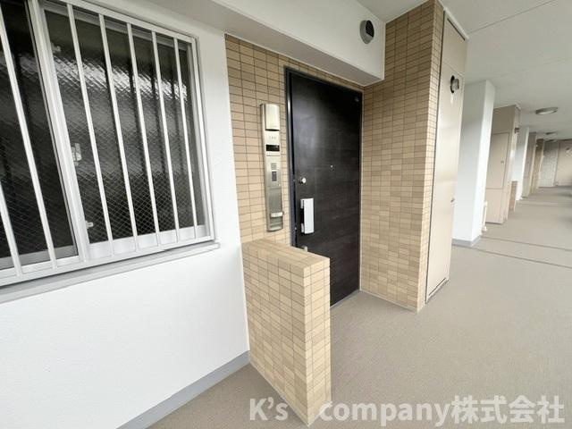 ◎茅ヶ崎市みずき2丁目　グレーシアガーデン湘南みずきの玄関|玄関周辺スペース◇