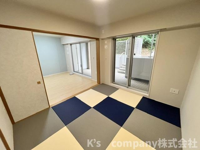 ◎茅ヶ崎市みずき2丁目　グレーシアガーデン湘南みずきの和室|リビングに隣接している和室スペース◇
