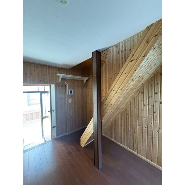 二宮町3丁目連棟住居(東3)の設備