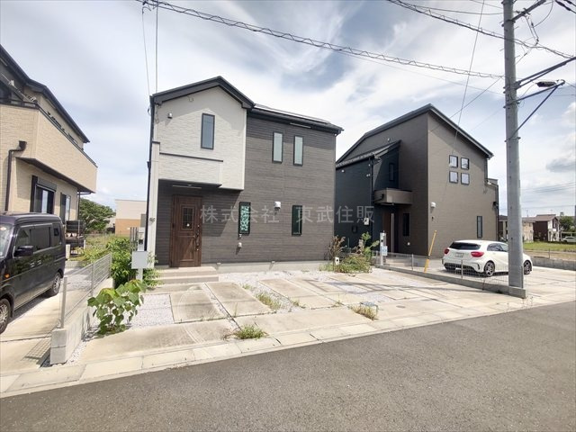 【前面道路含む現地写真】の画像