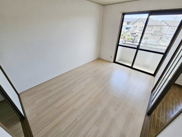シャトージュネスAの洋室