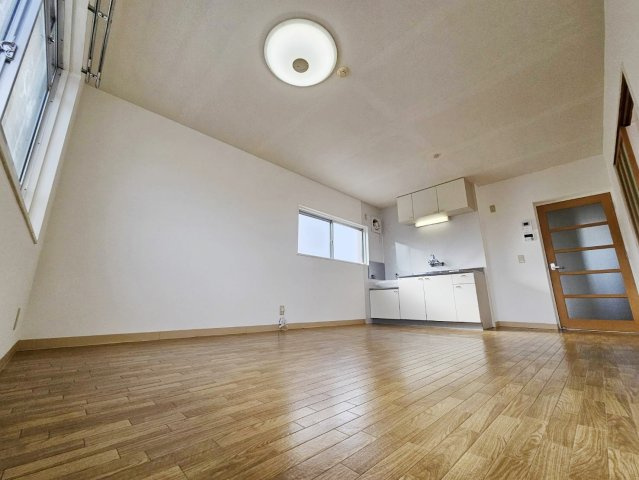 マンションフロイデの居間・リビング