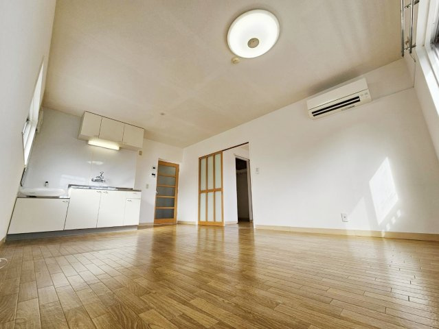 マンションフロイデの居間・リビング