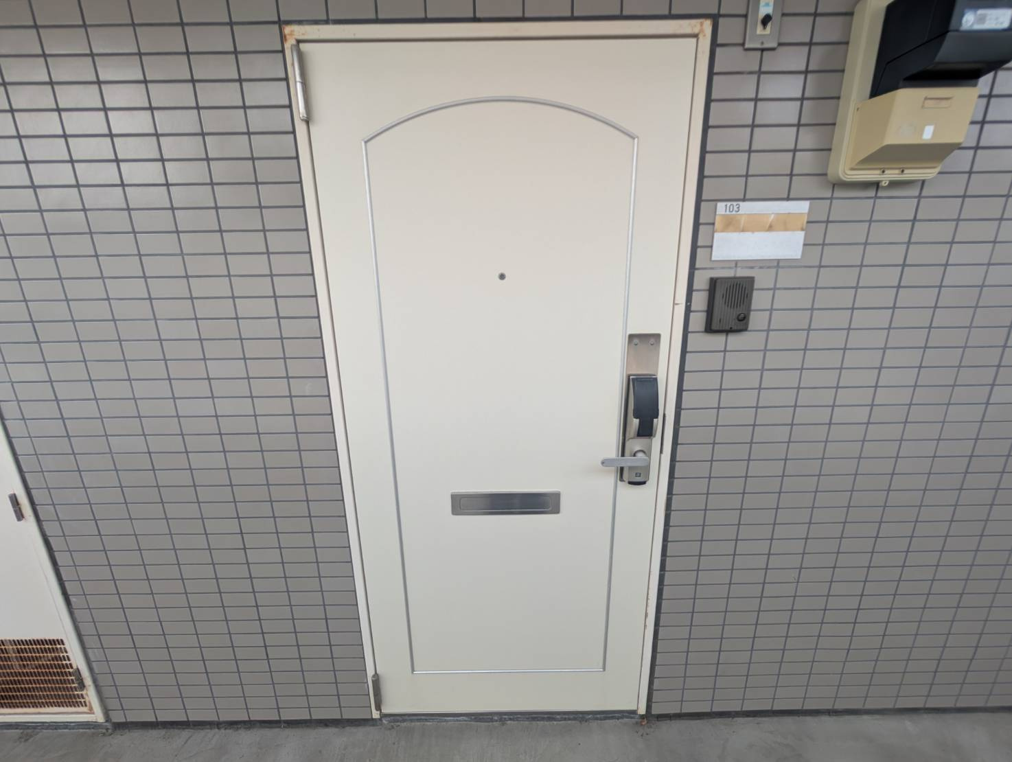 UrbanCourt野口の玄関