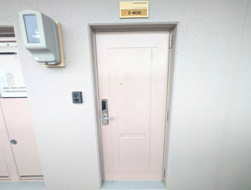 アネックス篠ケ瀬Ⅰの玄関