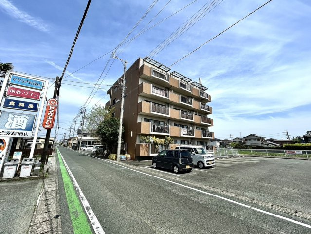 マンションアルボの外観