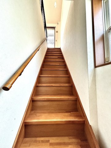 Private Garage 鴨江 SOUTHの玄関