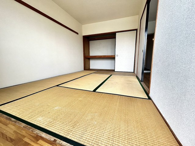 マンションアルボの和室
