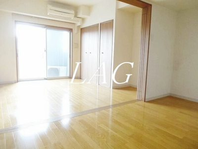 【居間・リビング】 | Ｇ・ＳＴＡＲマンション | 洋室のお部屋です。