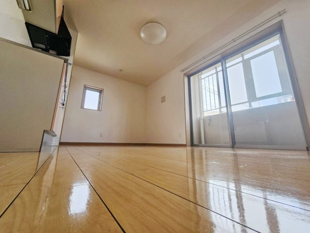 TKマンションⅤの居間・リビング