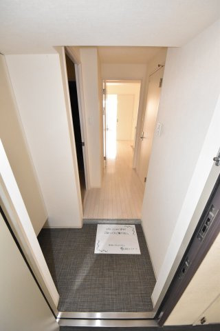リンデンプラザ心斎橋の玄関