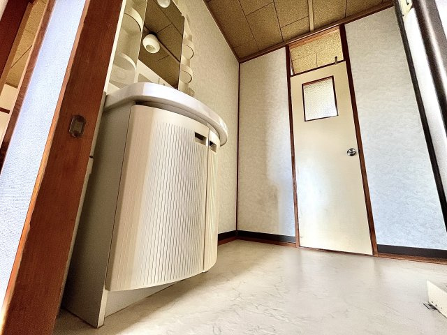 天王ハイツの洗面所