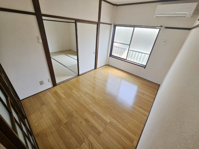 ライムささがせⅡの洋室