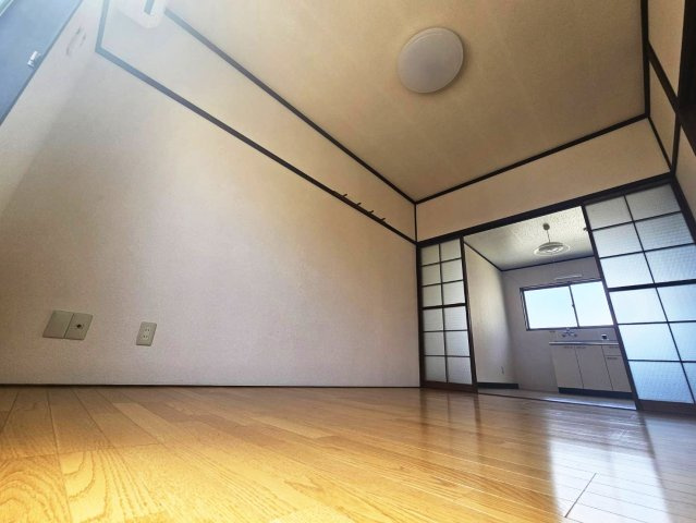 ライムささがせⅡの洋室