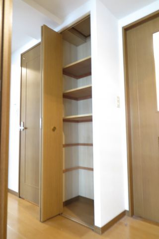 アメニティ江戸堀の収納
