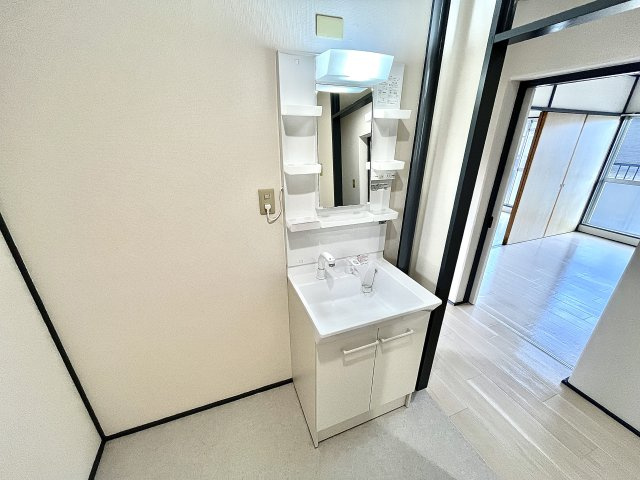 天王ハイツの洗面所