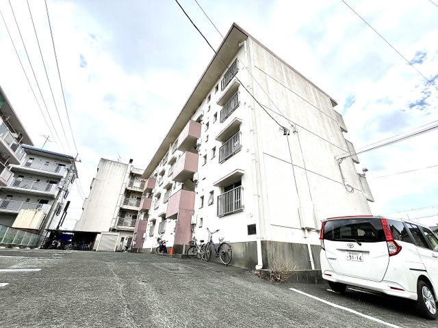 スマイルハイツA棟の外観