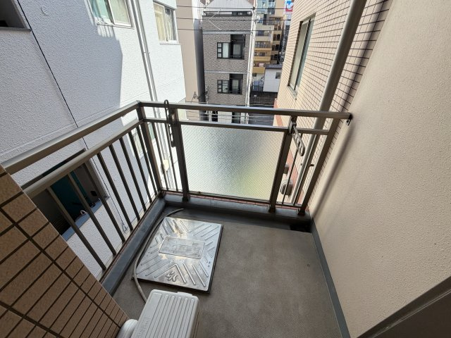グラントゥルース大森のバルコニー