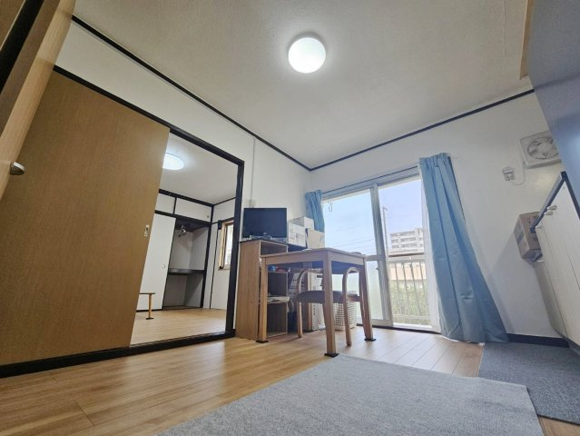 サイトウアパートの居間・リビング