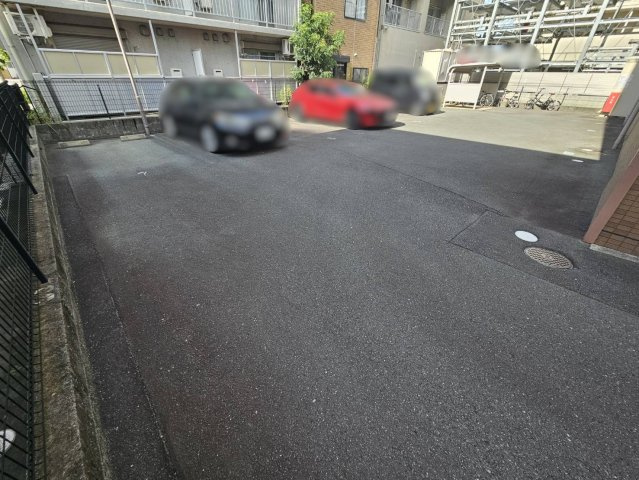 TKマンション中央Ⅰの駐車場