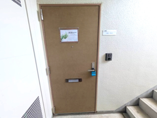 メゾンクレールの玄関