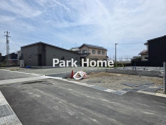 南国市大そね甲-6期1棟- 新築戸建ての前面道路含む現地写真
