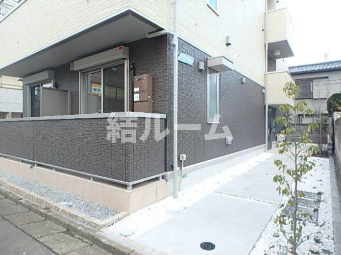 練馬区早宮１丁目のアパートのエントランス