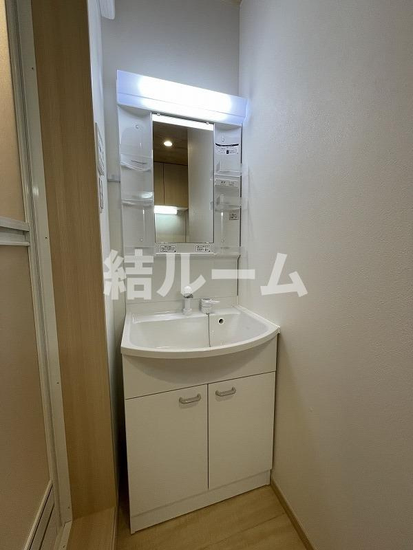 板橋区清水町のアパートの洗面所