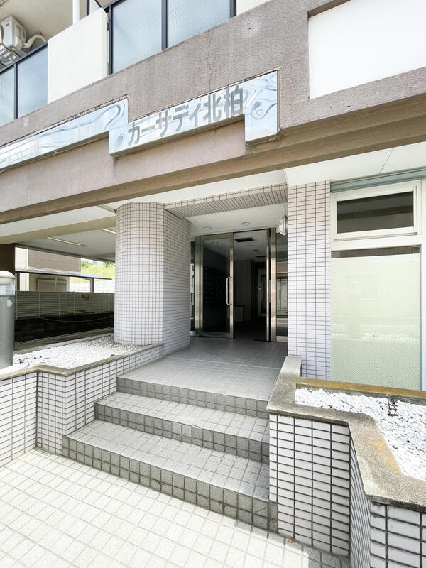カーサディ北柏のエントランス