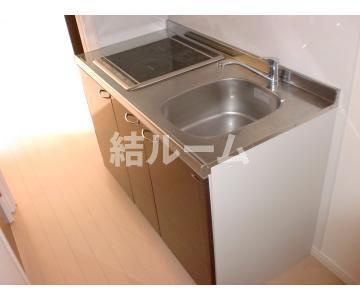 北区中里１丁目のアパートのキッチン