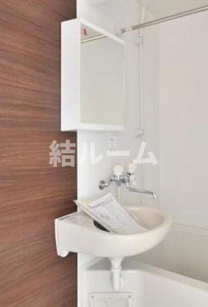 北区中十条１丁目のアパートの洗面所