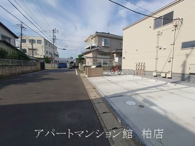 リーブルファイン柏高田の駐車場