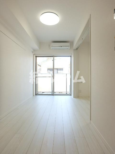 板橋区板橋４丁目の賃貸マンションの居間・リビング