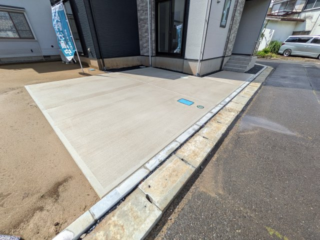 つくば市高見原　9期　新築戸建ての駐車場|駐車は3台可能です♪