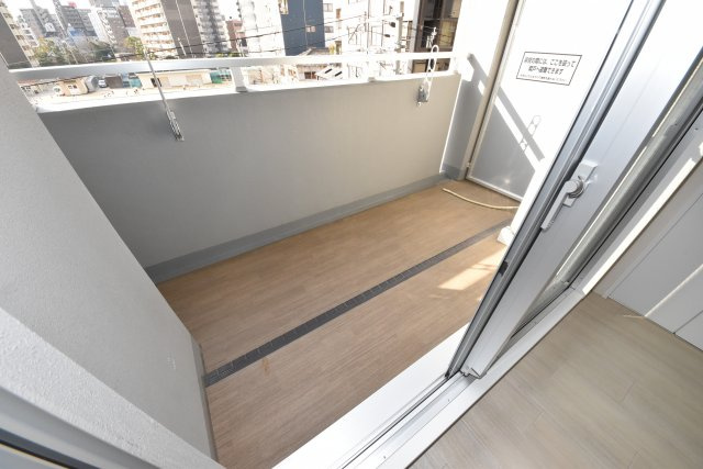 アバンティ南堀江ウエストのバルコニー