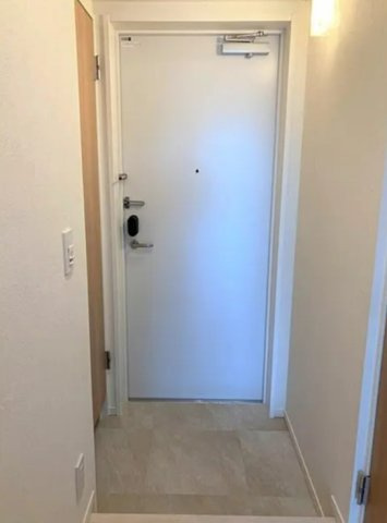 ウエリスアーバン大塚の玄関