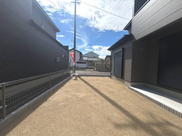 ダイマルタウン　一宮市西五城第5　全4区画分譲の庭|広いお庭付です。