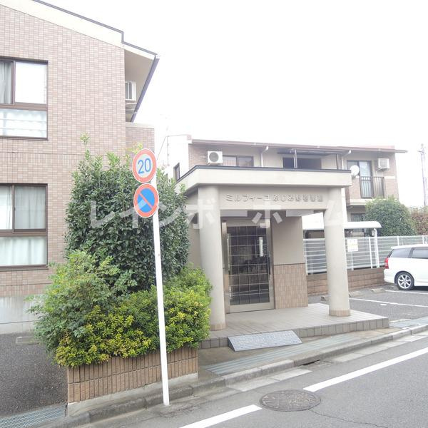 ミルフィーユふじみ野壱番館のエントランス