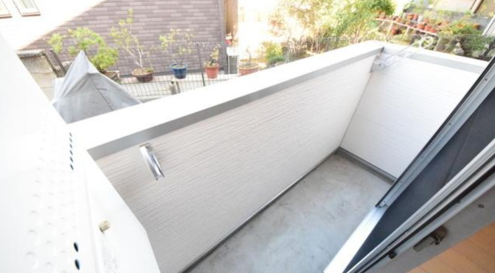 Lapis検見川（ラピスケミガワ）のバルコニー
