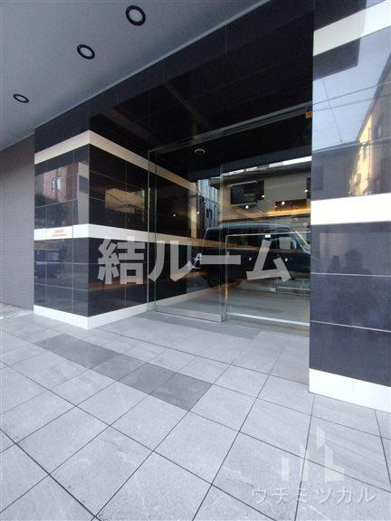 板橋区蓮沼町の賃貸マンションのエントランス