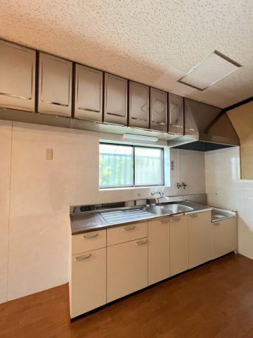 天神町5丁目貸家のキッチン