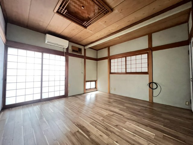 天神町5丁目貸家の寝室