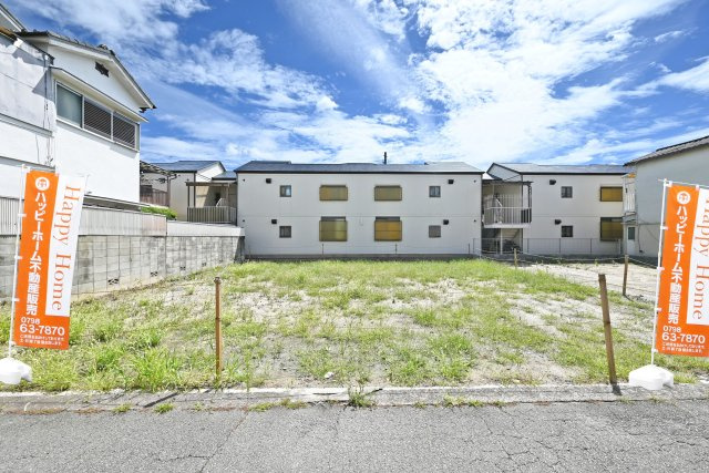 尼崎市上ノ島町2丁目建築条件無し売土地の外観|現地外観正面写真です。 建築条件無しの為、ご家族のライフスタイルに合わせた住まいづくりを設計できます。