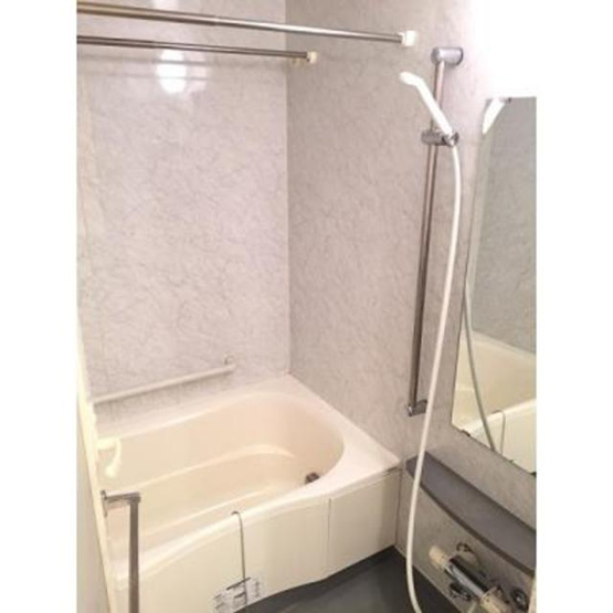 【浴室】 | クラッサ元住吉 | ※写真は同タイプ住戸です。