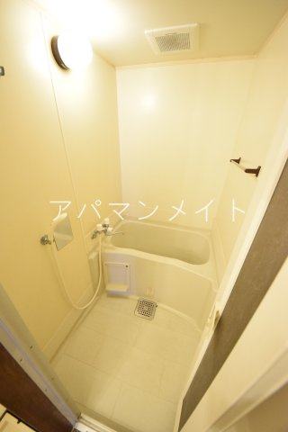 【浴室】 | ミニアムＩＷＡＳＥ | 落ち着いた空間のお風呂です