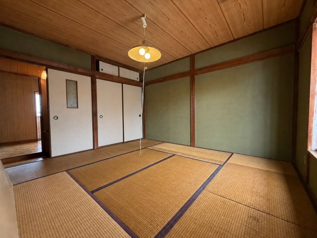 東住吉区住道矢田８丁目の和室|押入れ付きの和室。布団や季節物を収納しやすく、お部屋をすっきり使えます◎