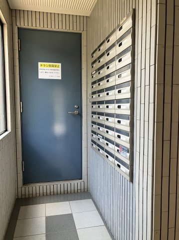 プライムアーバン武蔵野ヒルズＢ棟のその他共用部分|１階集合ポスト