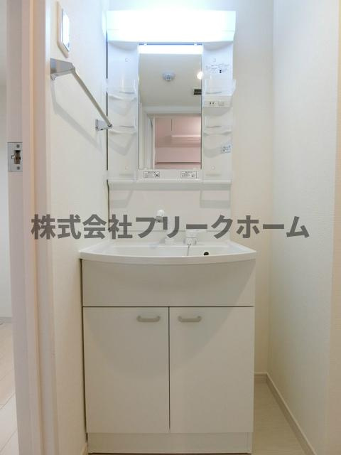 小金井市東町２丁目の賃貸マンションの洗面所