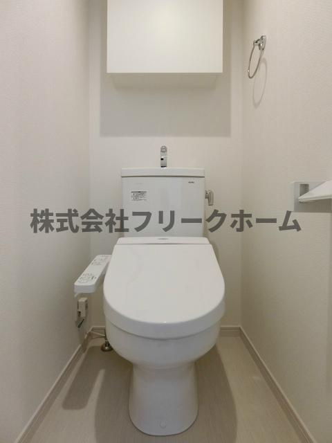 小金井市東町２丁目の賃貸マンションのトイレ